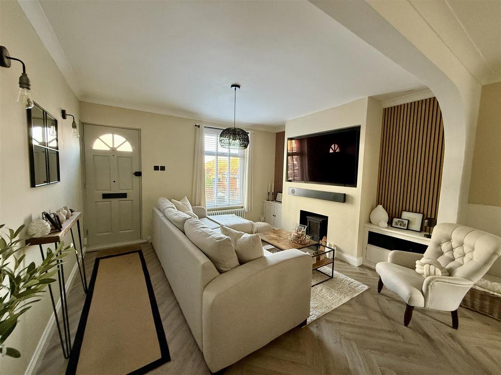 Living Room: