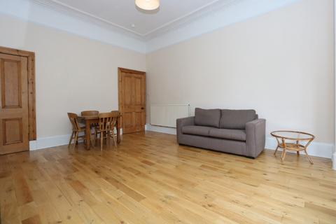 2 bedroom flat to rent, Doune Quadrant, Glasgow, G20