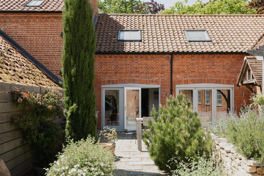 287971 - Coach House, Manor Farm, Brancaster-65...