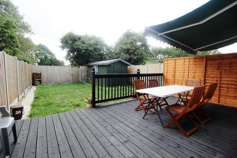 undefined, Princes Avenue, Enfield