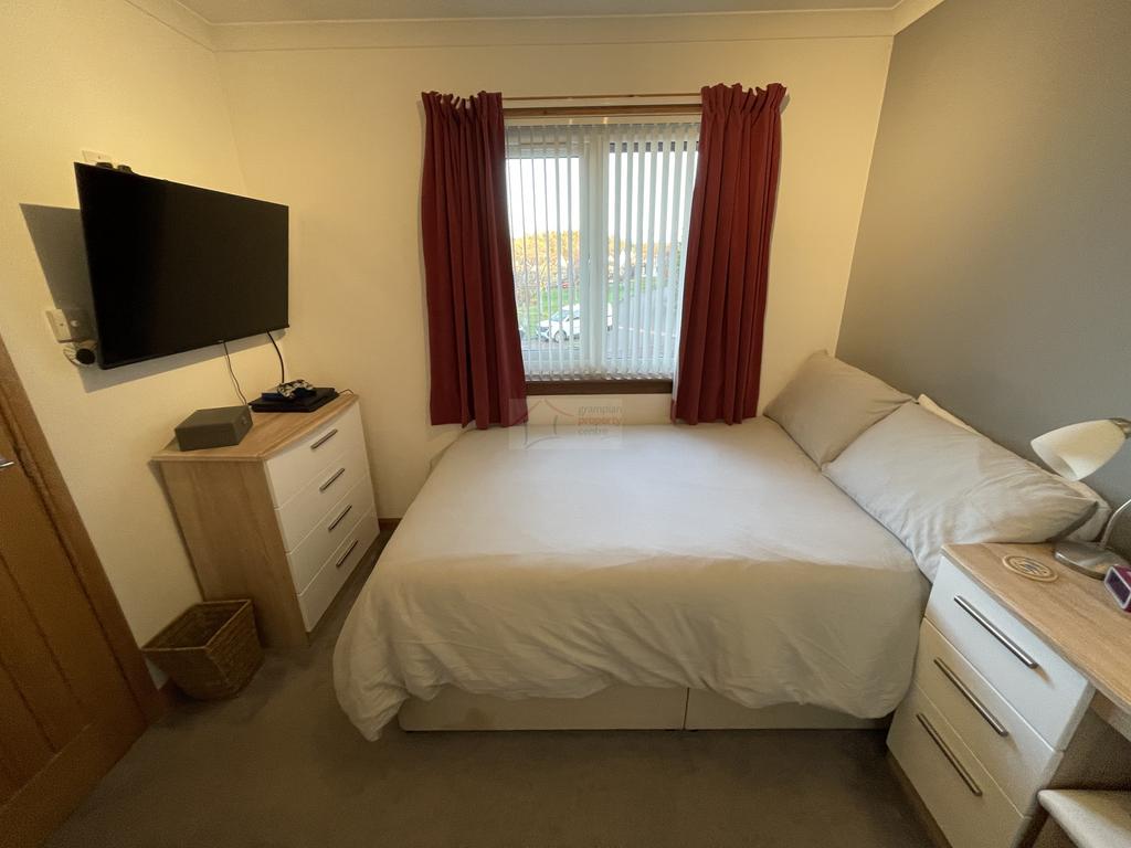 Bed3a.JPG