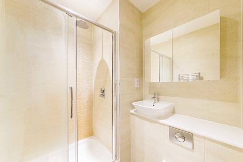 2 bedroom flat to rent, New Village Avenue, London E14