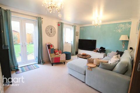 undefined, Greensleeves Drive, Aylesbury