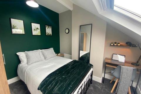 undefined, Beechwood Crescent (room 5), West Yorkshire LS4