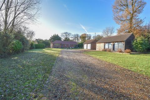 4 bedroom detached house for sale, * SIGNATURE HOME * Brook Lane, Doddinghurst