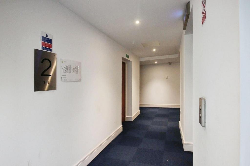 216c87a9-ENTRANCE 20 HALL.JPG