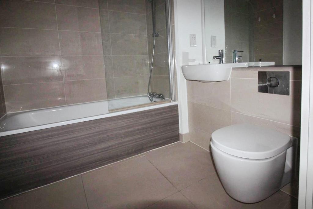 3f4dc0cd-BATHROOM 20 VIEW.JPG