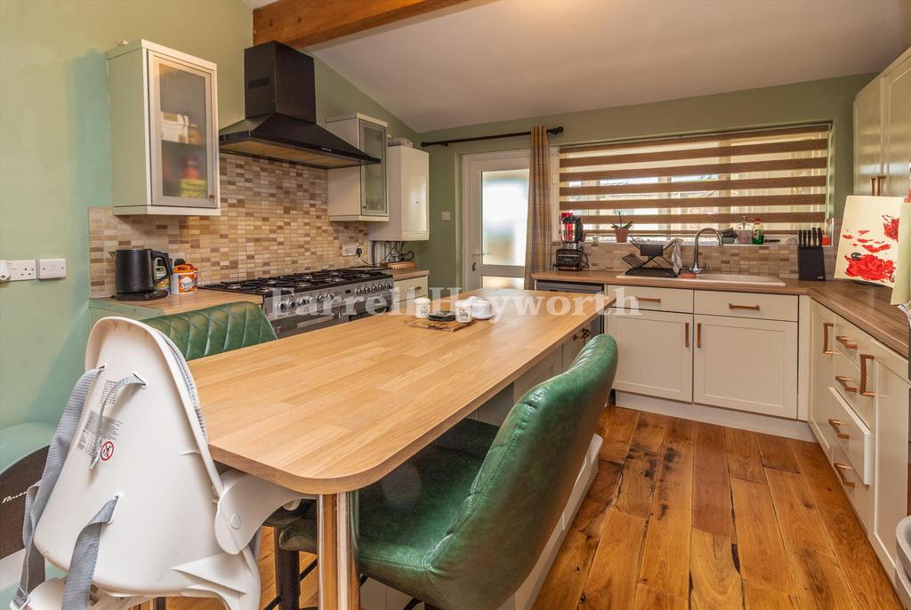 Kitchen image 2
