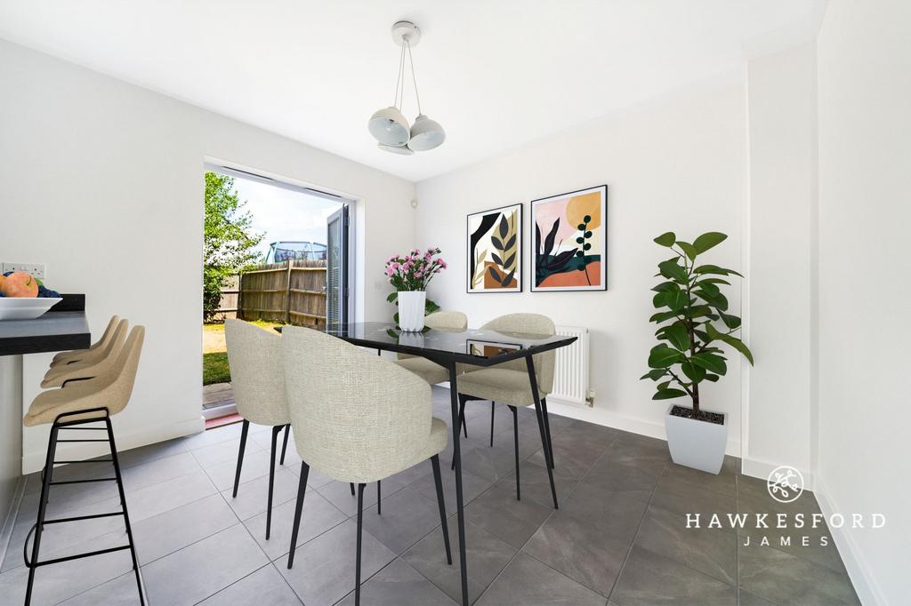 Eveas Drive, Sittingbourne - Kitchen/diner