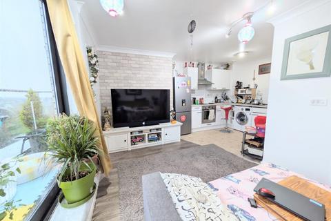 undefined, Bath Road, Slough