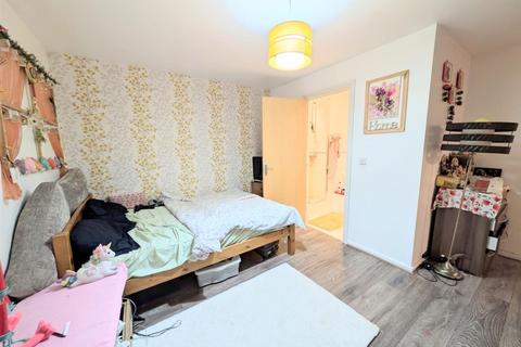 undefined, Bath Road, Slough