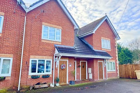 2 bedroom apartment to rent, 6 Holly House Fletcher Street Little Lever Bolton