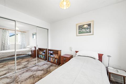 undefined, Houstoun Gardens, Uphall, EH52