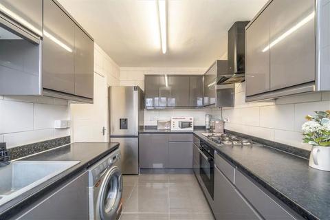 undefined, Casterbridge Road, London SE3