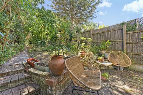 undefined, 32 Woodland Rise, London N10