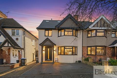 undefined, Georgian Court, Harrow HA9