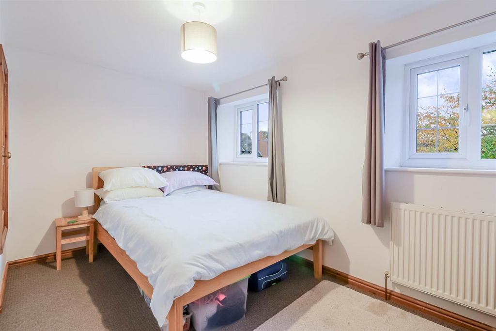 Two-bed-house-Hatherley (11).jpg