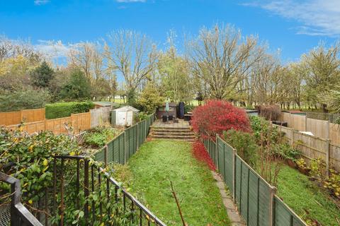 4 bedroom townhouse for sale, Mabledon Avenue, Ashford, TN24 8