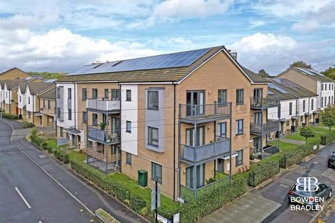 Reservoir Way, Hainault