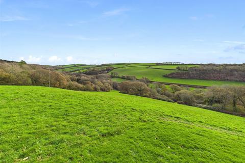 undefined, Ivyleaf Hill, Bude, Cornwall