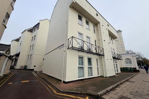 Berkeley Court, High Street, Cheltenham