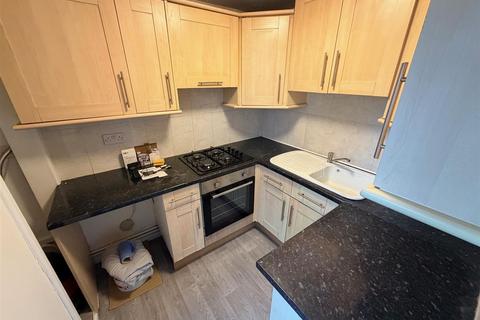 2 bedroom flat to rent, Berkeley Court, High Street, Cheltenham