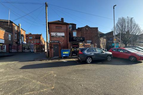 undefined, Manchester M19