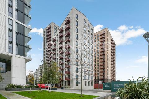 undefined, Peninsula Gardens, Greenwich Peninsula, London SE10