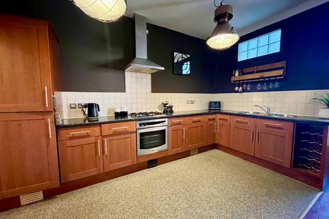 2 bedroom flat to rent, Bedford Street, North Shields NE29