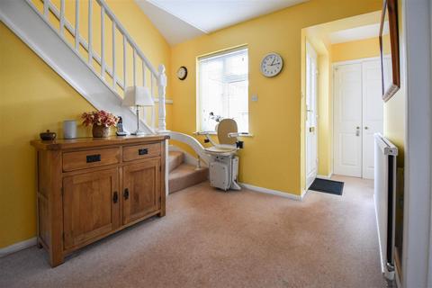 3 bedroom detached house for sale, Moorescroft, Kelvedon Hatch, Brentwood