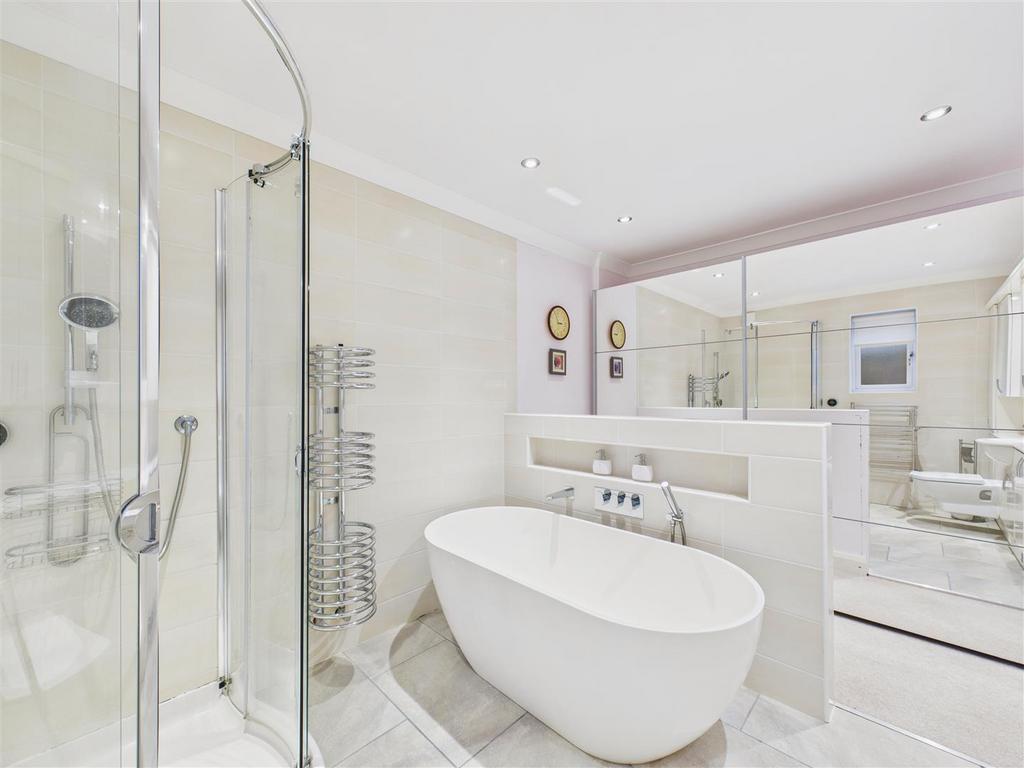 Dressing Room / En-Suite