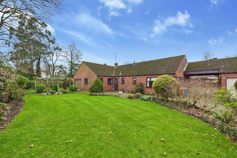 3 bedroom detached bungalow for sale, On Hill, Swanland