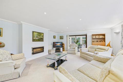 3 bedroom detached bungalow for sale, On Hill, Swanland