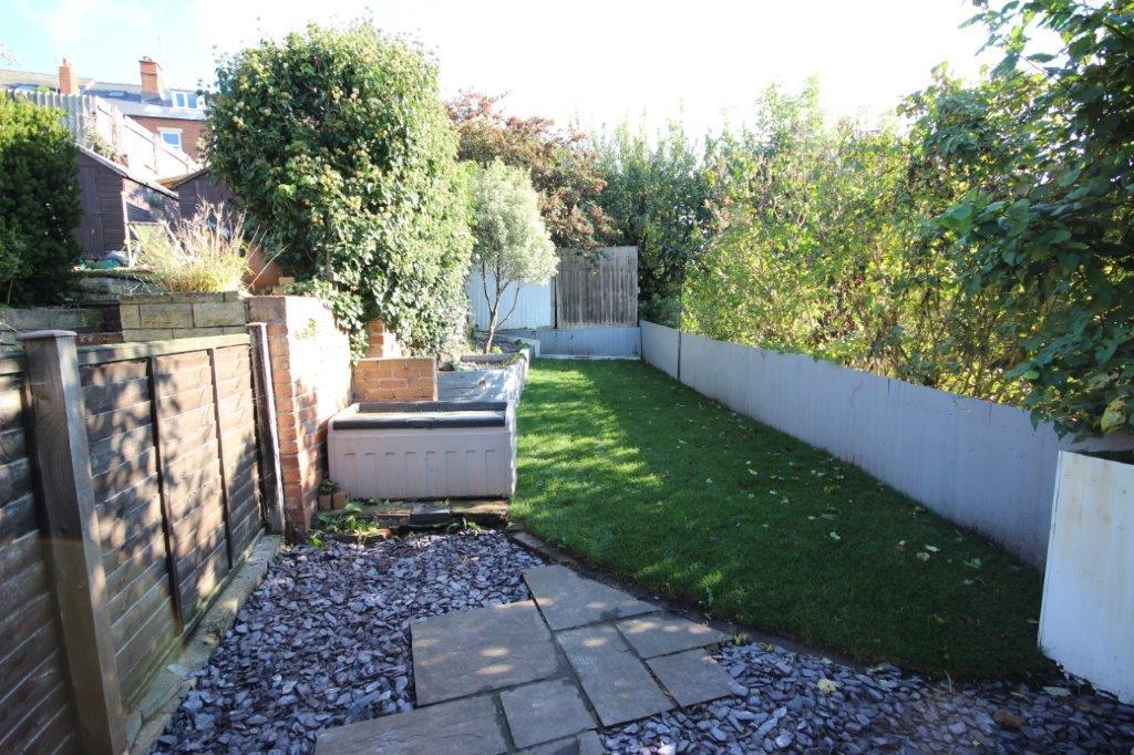 Anchorfields 22 - Garden.JPG