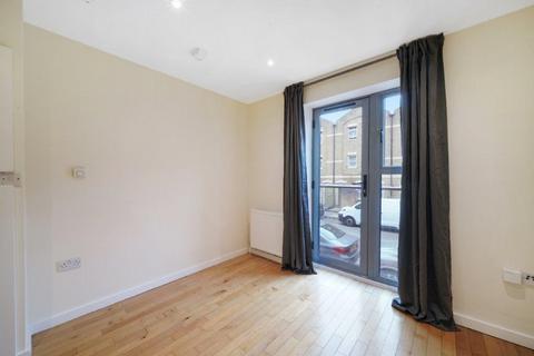undefined, Platinum Court, Cephas Avenue, Stepney Green
