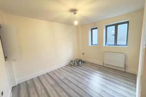 undefined, Platinum Court, Cephas Avenue, Stepney Green