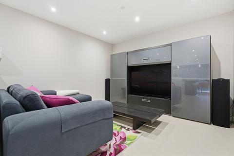 5 bedroom end of terrace house for sale, Havilland Mews, London, W12