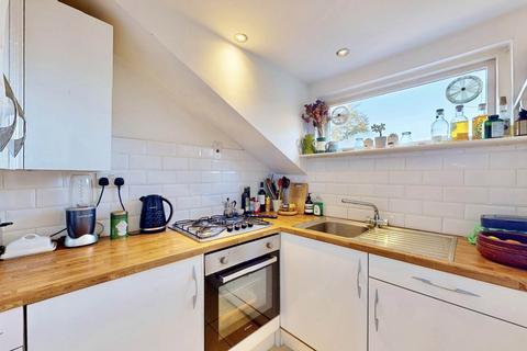 1 bedroom apartment to rent, Milton Avenue, London N6