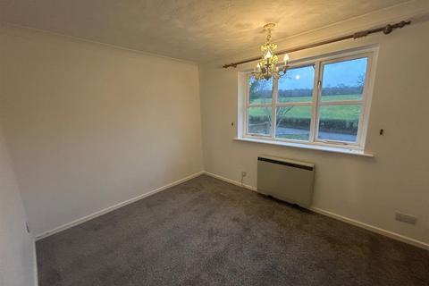 undefined, Ridges Close, Andover