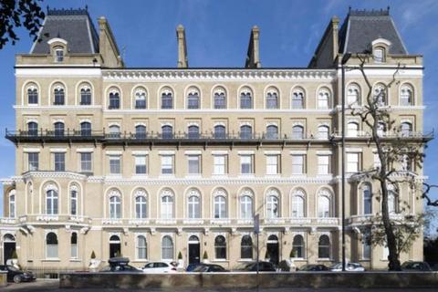 undefined, Thornton Place, London, SW4