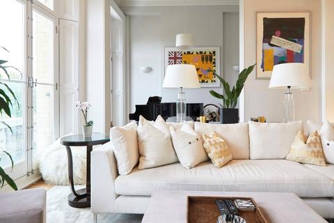 undefined, Thornton Place, London, SW4