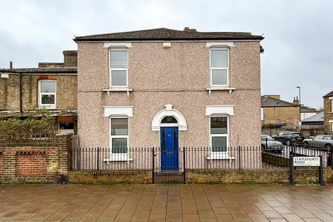 undefined, Longhurst Road, London, SE13