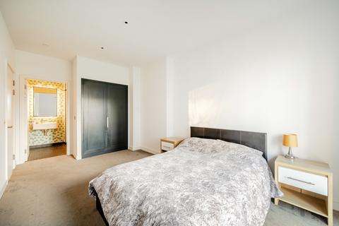 undefined, Botanic Square London E14
