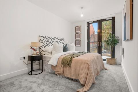 undefined, Carnival Place, Wokingham RG40