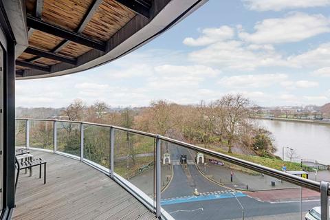 undefined, Oswald Building, Chelsea Bridge Wharf, 374 Queenstown Road, London, SW11