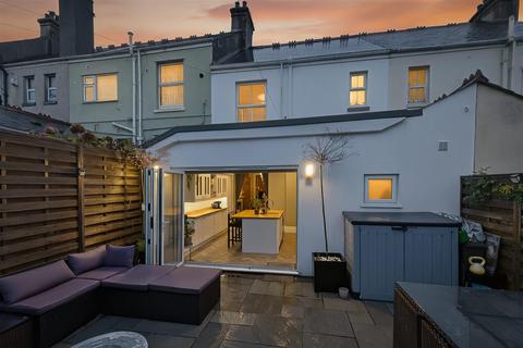 3 bedroom terraced house for sale, Burleigh Park Road, Plymouth