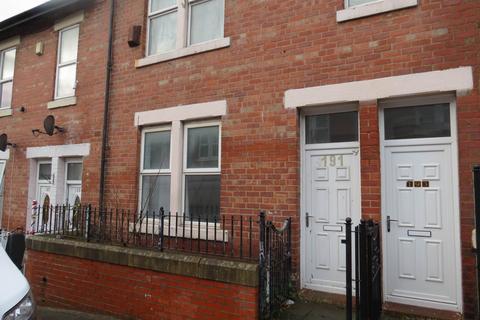 2 bedroom flat to rent, Colston Street, Newcastle Upon Tyne NE4