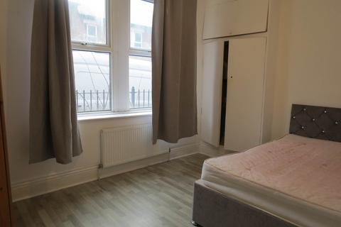 2 bedroom flat to rent, Colston Street, Newcastle Upon Tyne NE4