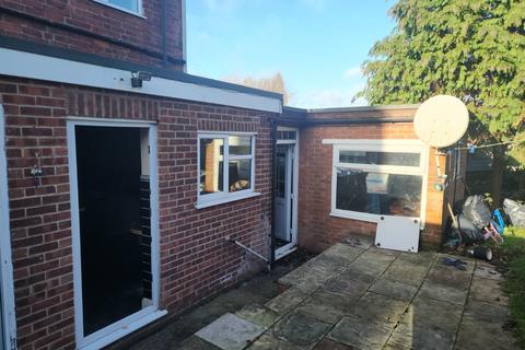 3 bedroom semi-detached house for sale, Alfreton Road, Nottinghamshire NG7