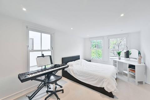 undefined, Meadow Road, Vauxhall, London, SW8
